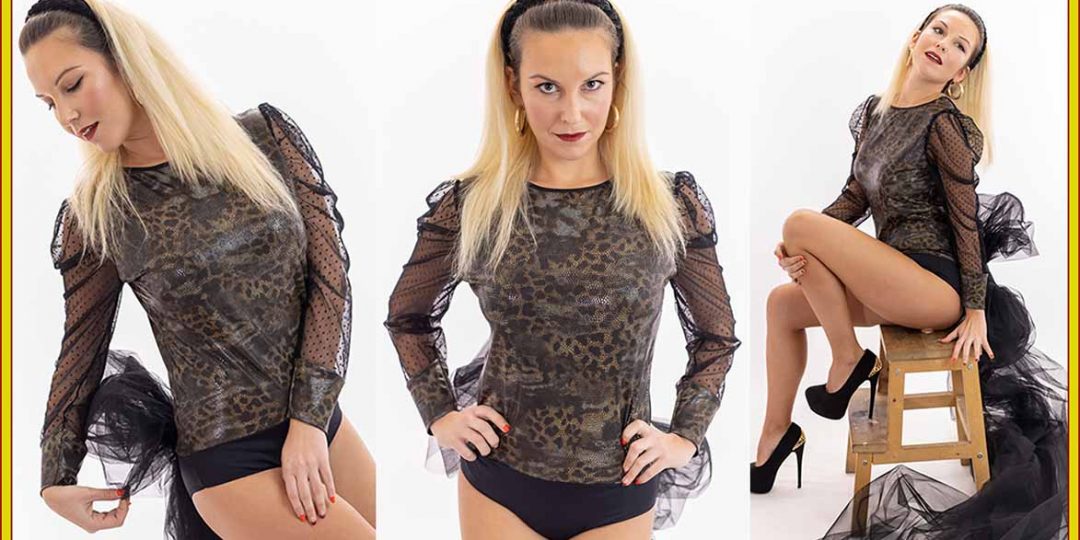 sesión de fotos a modelo rubia en estudio